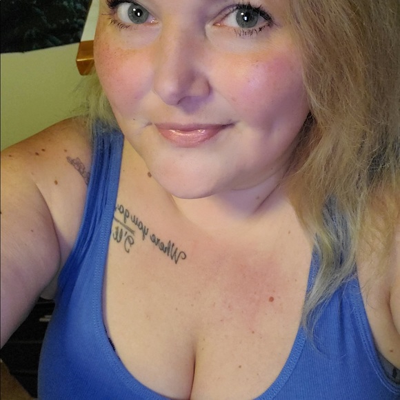 Meet your Posher, Sabrina - Picture 4 of 8